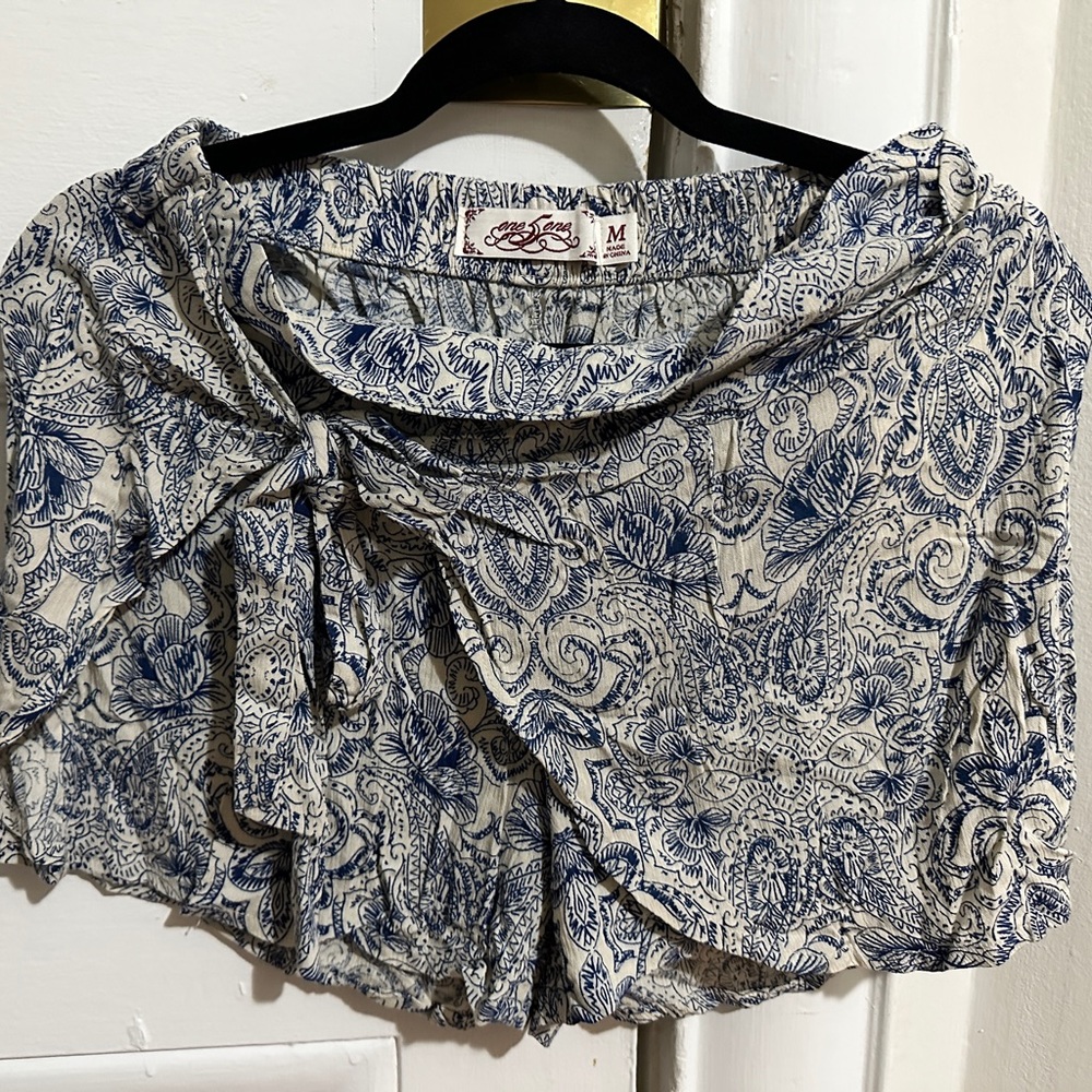 One 5 One skirt wrap floral mini short!
